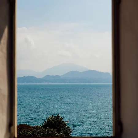 Cosy Baveno